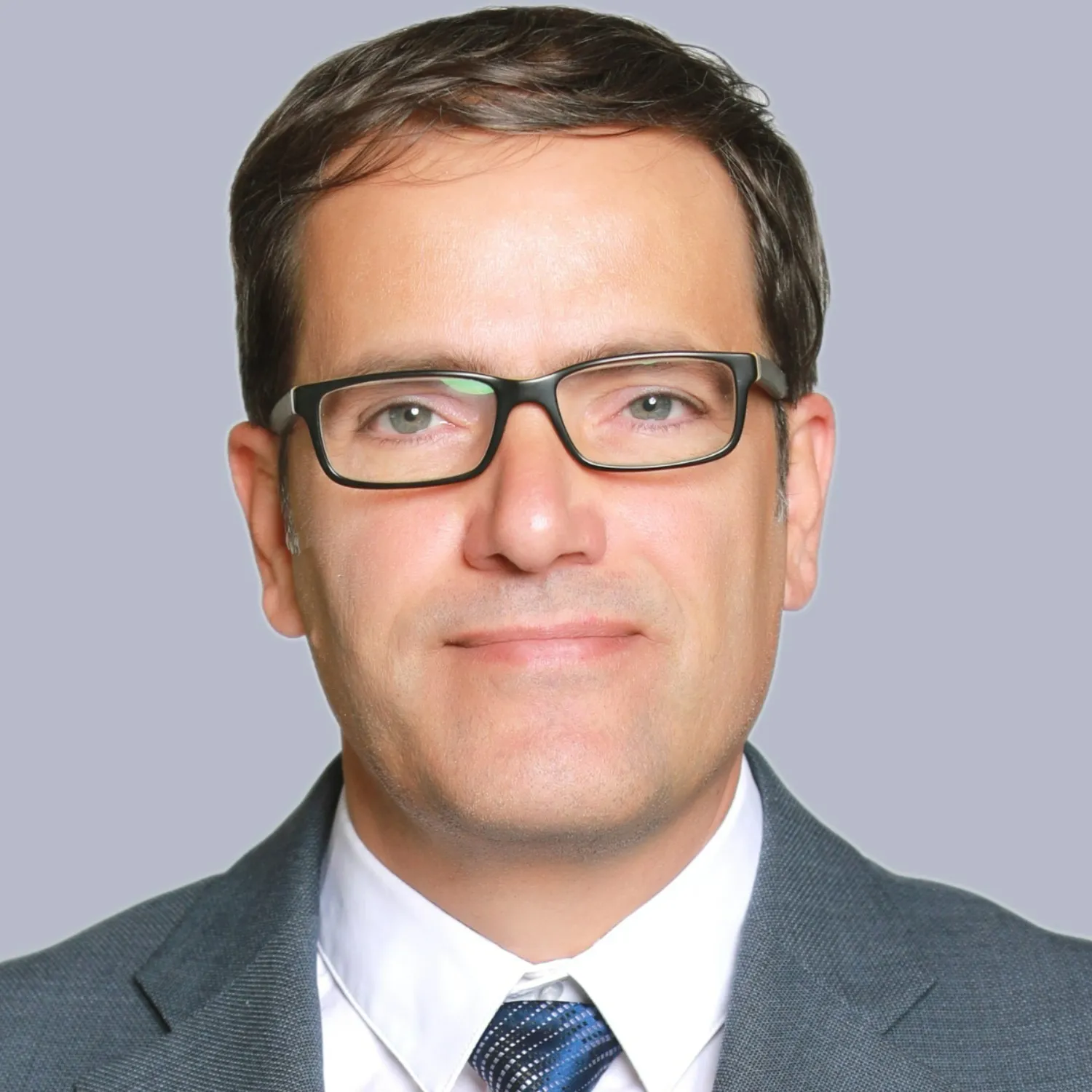 Dr Damien Nouvel