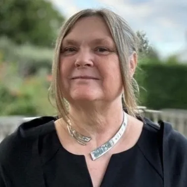 Sandra Woodall