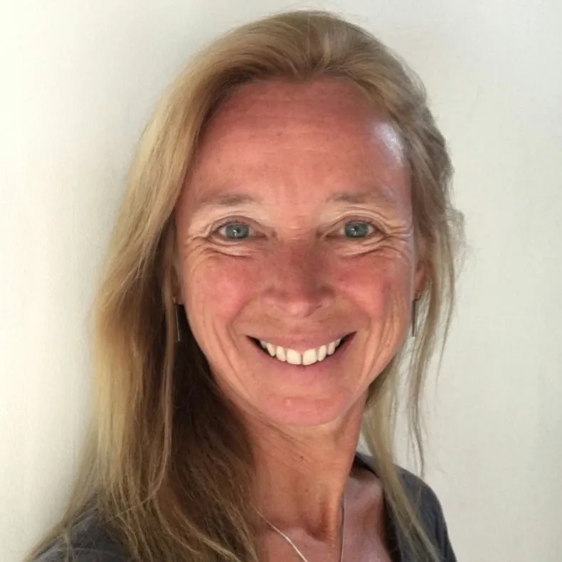 Dr. Kate McLean-MacKenzie